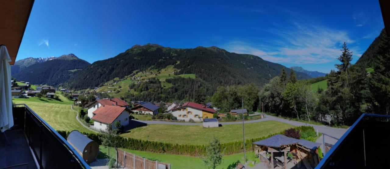 Antonhaus Chalet Appartement E-Ladestation Gaschurn Exterior photo